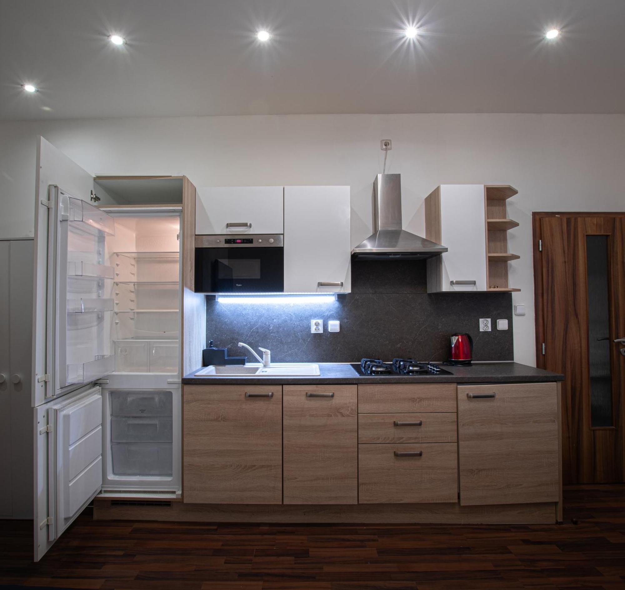 Cozy Homestay At Andel Prague Praga Exterior foto